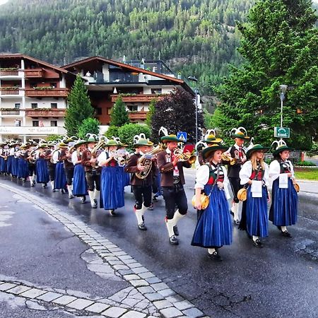 Alpin Apart Maurer Langenfeld Bagian luar foto
